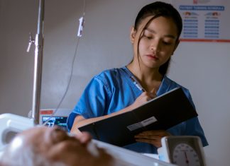 Silent Sanctuary Releases “Una” Music Video Starring Xyriel Manabat, Highlighting The Sacrifices Of OFWs